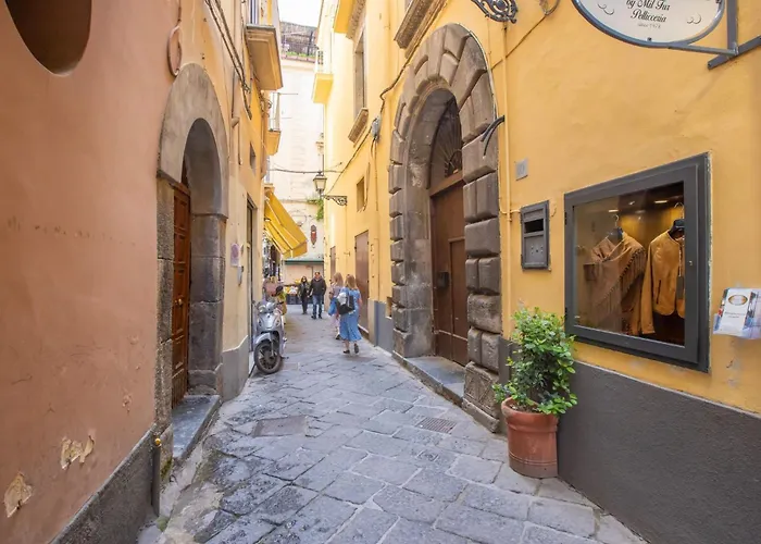 Cosy House Under The Arches In Sorrento Old Town